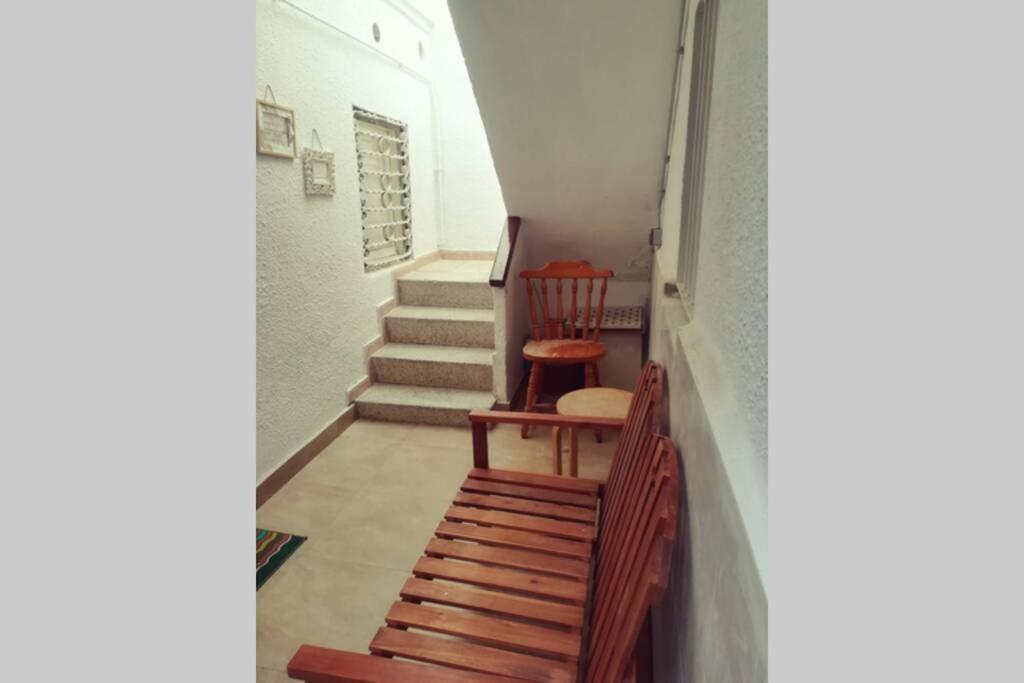 埃斯普卢加·德·隆布雷格M4 Cool Terrace. 1 Min To Metro. 15 Min To Center公寓 外观 照片